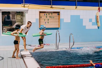 Szkoła Pływania 4 STYLE